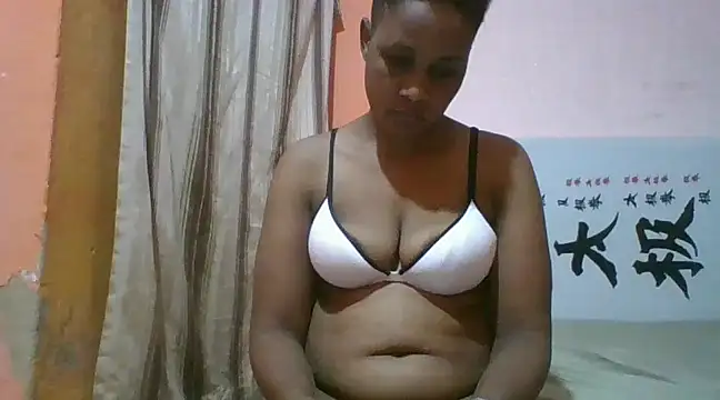 Snapshot of sexymistres chatting on 01-13-25, 07:10 sexymistres online show from 01-13-25, 07:10