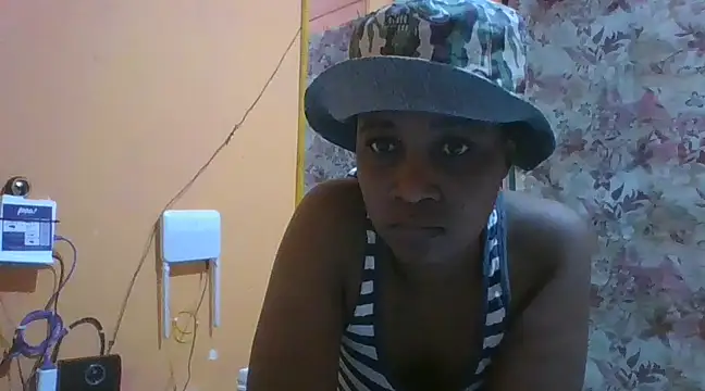 Snapshot of sexymistres chatting on 02-20-25, 01:36 sexymistres online show from 02-20-25, 01:36