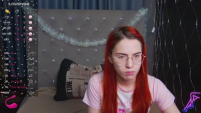 EmilyKents online show from 12-27-24, 01:22