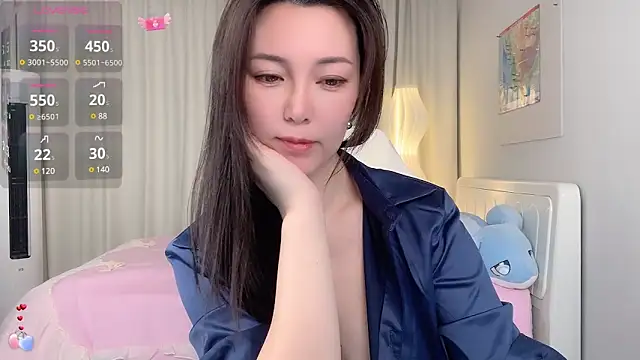 Ada-xixi online show from 12-17-24, 03:50