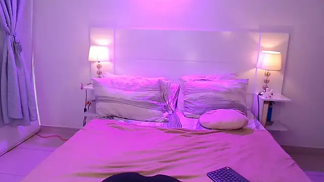 Snapshot of alliee_mod chatting on 11-30-25, 08:13 alliee mod online show from 11-30-25, 08:13