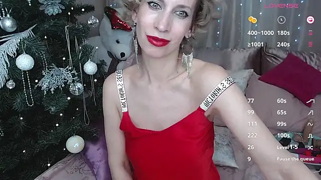 Snapshot of AdrianaSea chatting on 12-15-24, 11:55 AdrianaSea online show from 12-15-24, 11:55