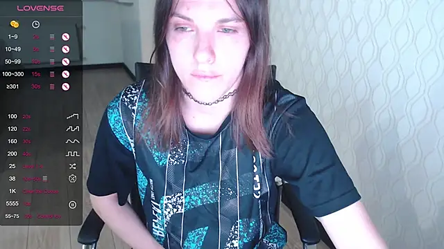 LisaHeart online show from 04-28-26, 07:30