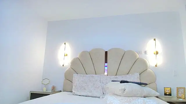 Meghanparker1 online show from 11-04-25, 10:31