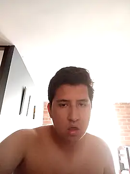 Snapshot of greeneyes999999999999 chatting on 04-08-26, 06:30 greeneyes999999999999 online show from 04-08-26, 06:30