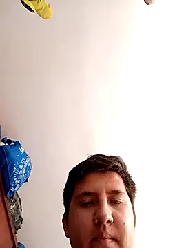 Snapshot of greeneyes999999999999 chatting on 04-13-26, 02:44 greeneyes999999999999 online show from 04-13-26, 02:44