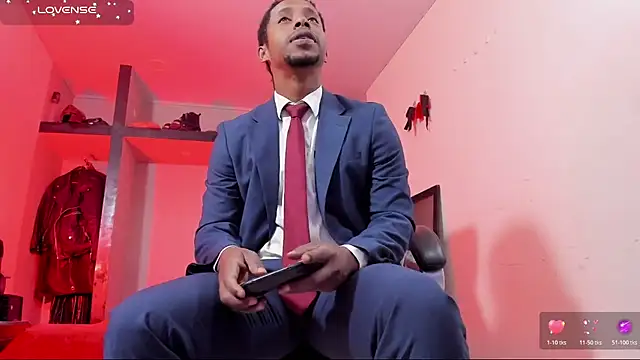 AlejoKhalifa  online show from 07-21-26, 11:12