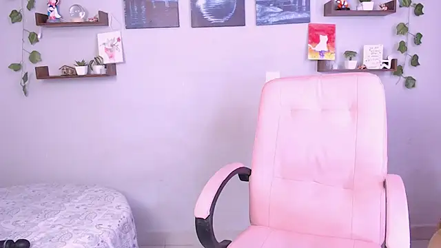 macey elliot  online show from 01-21-25, 05:41