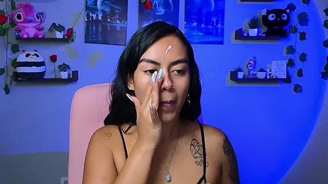 macey elliot  online show from 03-20-25, 02:42