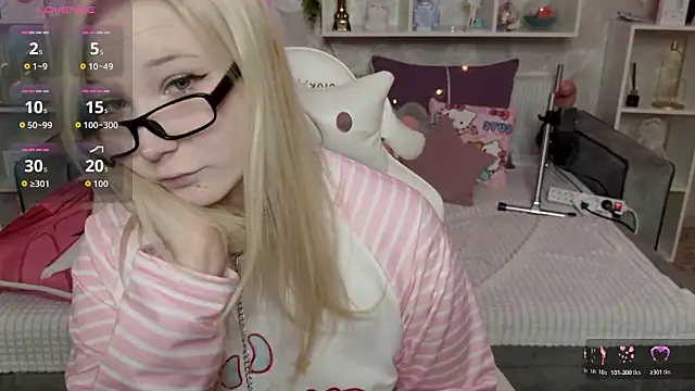 Snapshot of MeowkaKitty chatting on 03-07-26, 01:57 MeowkaKitty online show from 03-07-26, 01:57