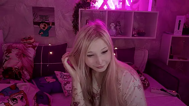 MeowkaKitty online show from 04-26-26, 01:36