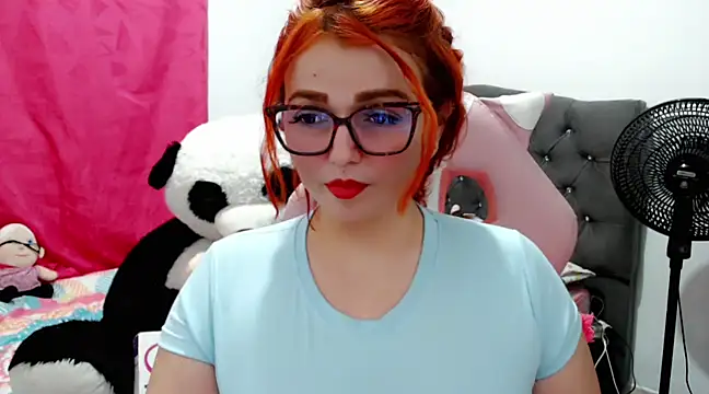 Snapshot of Alexatexa2929 chatting on 02-09-25, 09:28 Alexatexa2929 online show from 02-09-25, 09:28