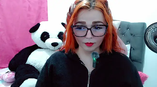 Snapshot of Alexatexa2929 chatting on 02-19-25, 10:42 Alexatexa2929 online show from 02-19-25, 10:42