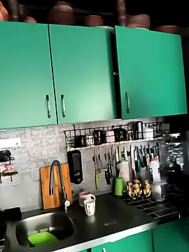 Snapshot of jusichka chatting on 10-24-25, 06:10 jusichka online show from 10-24-25, 06:10