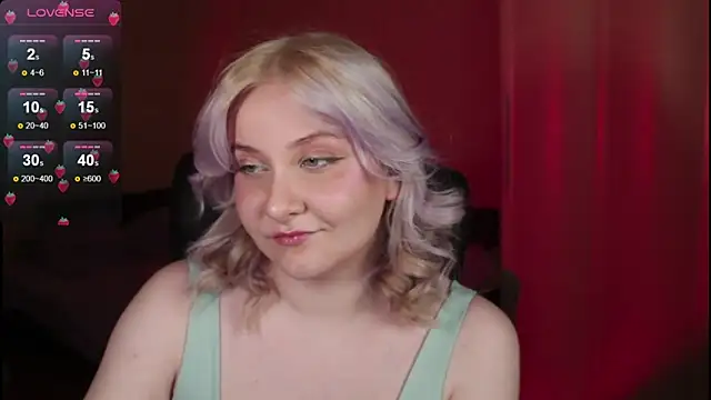 Snapshot of sensual_girrrl chatting on 10-09-25, 07:23 sensual girrrl online show from 10-09-25, 07:23