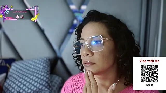 paula daniela1 online show from 11-21-25, 12:54