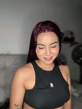 Snapshot of Zarah_Blare chatting on 01-15-25, 11:19 Zarah Blare online show from 01-15-25, 11:19