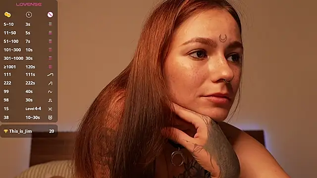 Snapshot of girl_with_snaketatto0 chatting on 05-08-26, 02:06 girl with snaketatto0 online show from 05-08-26, 02:06