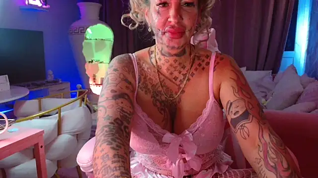 Jeanny Bln online show from 12-19-25, 05:31