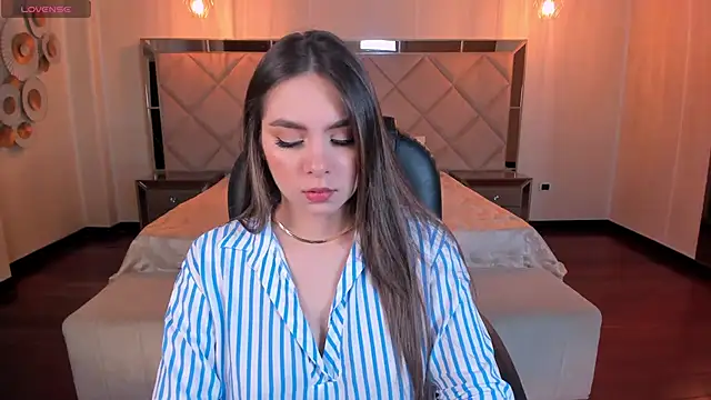 EloisaOlivero online show from 02-04-25, 10:43