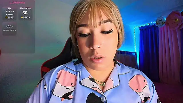 leahtemptation3 online show from 03-02-25, 08:48