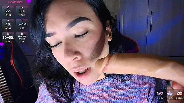 leahtemptation3 online show from 10-02-25, 09:49