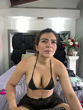 Arianna Jones1 online show from 04-14-26, 04:24