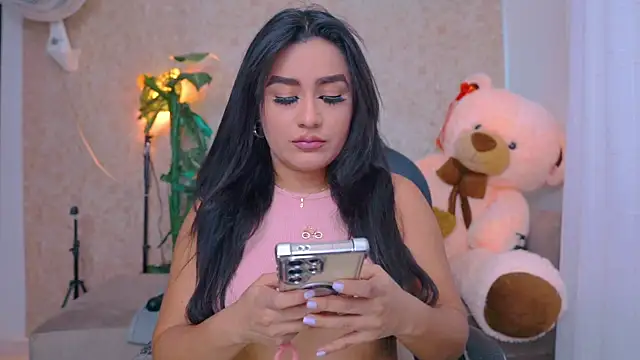 abbyhill27 online show from 09-26-25, 10:47