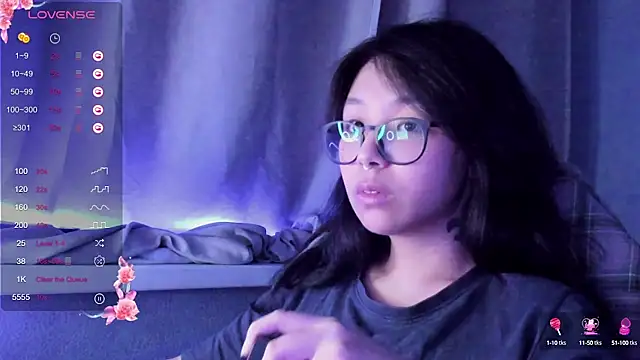 Snapshot of maydaykimmy chatting on 12-02-24, 09:28 maydaykimmy online show from 12-02-24, 09:28