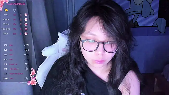 Snapshot of maydaykimmy chatting on 01-10-25, 09:42 maydaykimmy online show from 01-10-25, 09:42