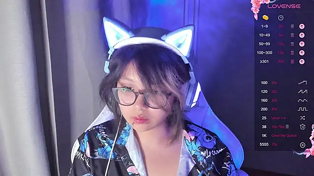 Snapshot of maydaykimmy chatting on 09-22-25, 09:28 maydaykimmy online show from 09-22-25, 09:28