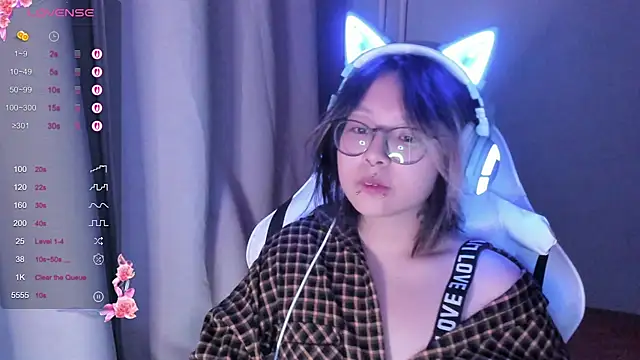 Snapshot of maydaykimmy chatting on 11-01-25, 08:55 maydaykimmy online show from 11-01-25, 08:55