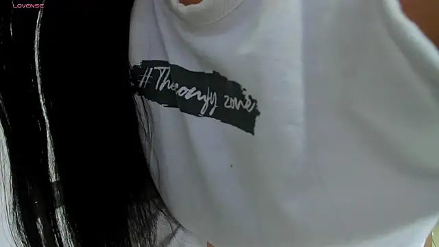 andrea osorio  online show from 02-16-25, 03:27