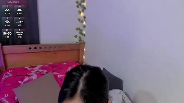 andrea osorio  online show from 03-09-26, 11:36