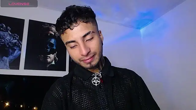 JuanCamiilo 66 online show from 02-10-25, 04:08