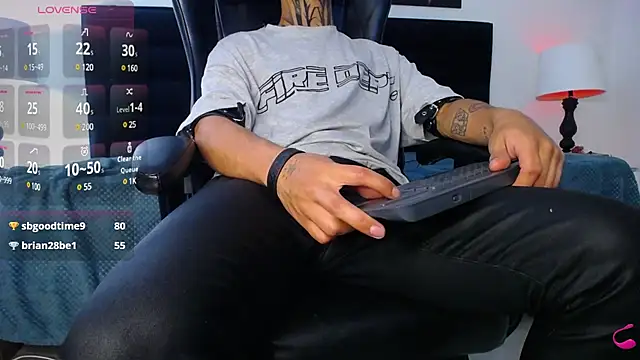 JuanCamiilo 66 online show from 02-12-25, 09:54