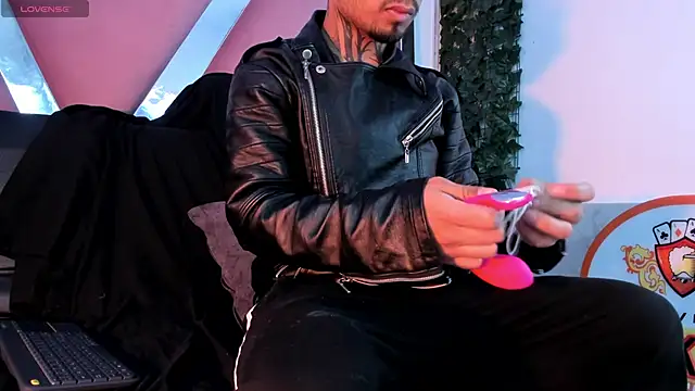 JuanCamiilo 66 online show from 03-25-26, 12:44