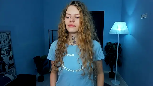 RayaNenlia online show from 11-30-25, 05:11