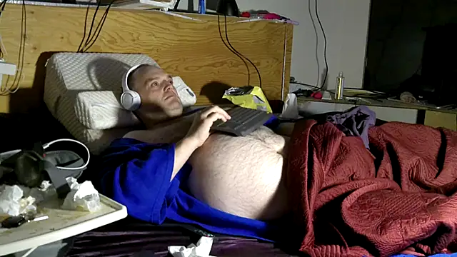 caressonnous online show from 10-15-25, 03:34