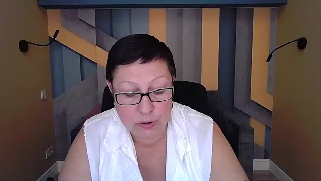 BarbaraTurners online show from 10-15-25, 06:30