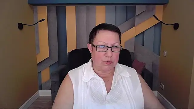 BarbaraTurners online show from 11-19-25, 07:25