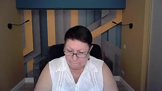 BarbaraTurners online show from 12-21-25, 12:34