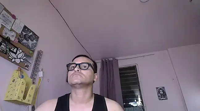 Snapshot of ClarkGiven chatting on 03-16-25, 09:16 ClarkGiven online show from 03-16-25, 09:16