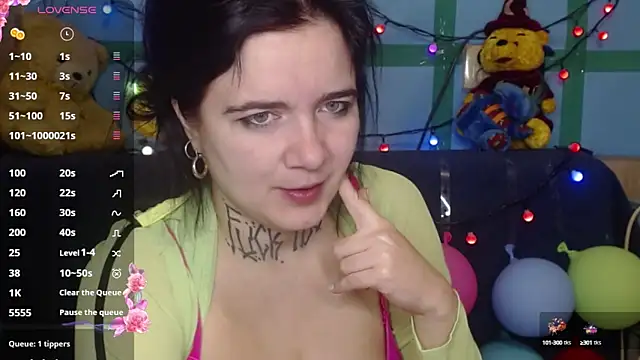 Snapshot of Yours_good_mood chatting on 01-08-25, 12:58 Yours good mood online show from 01-08-25, 12:58