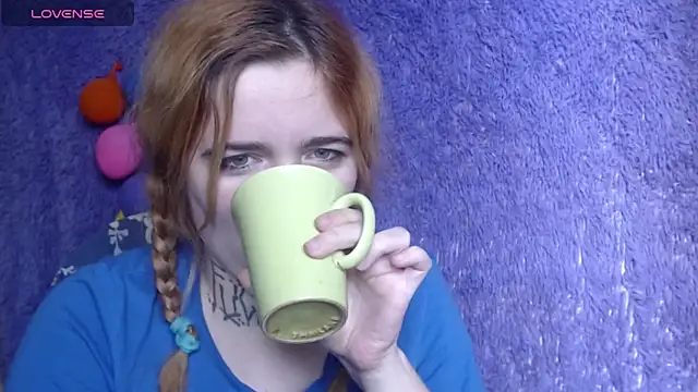 Snapshot of Yours_good_mood chatting on 10-21-25, 11:11 Yours good mood online show from 10-21-25, 11:11