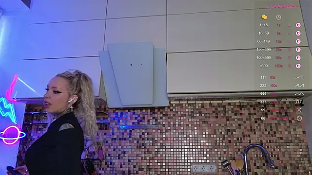 Snapshot of 2badforyou chatting on 11-20-25, 12:05 2badforyou online show from 11-20-25, 12:05