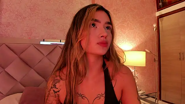 Snapshot of Arianavillada chatting on 11-13-25, 03:16 Arianavillada online show from 11-13-25, 03:16