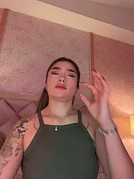Arianavillada online show from 07-22-26, 04:04