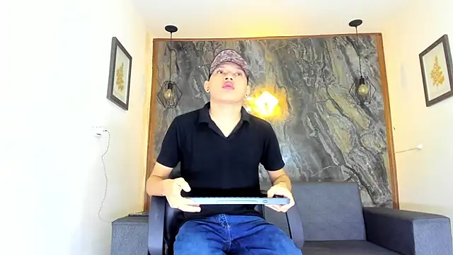 liam genner  online show from 03-08-25, 08:03