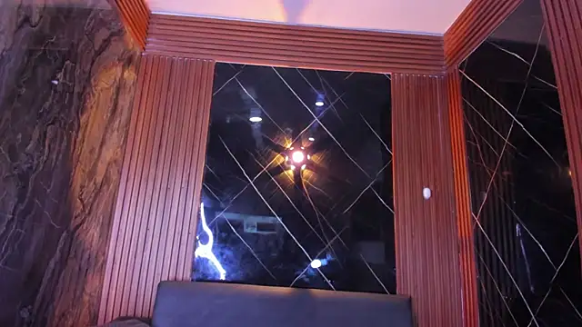 liam genner  online show from 11-19-25, 08:31